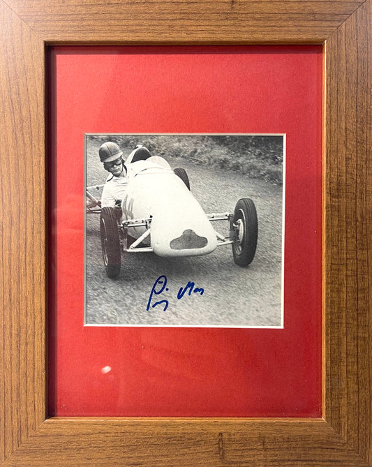 STIRLING MOSS FORMULA 1 HAND SIGNED MAGAZINE PHOTO WITH COA