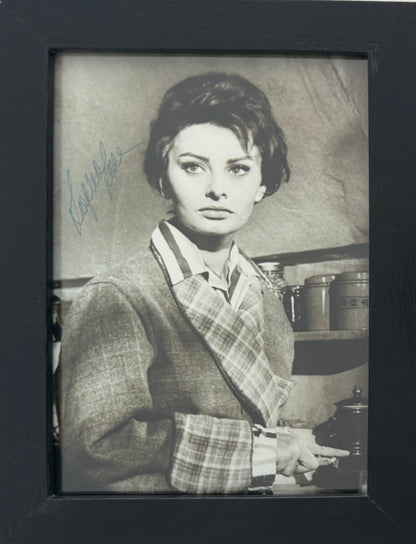 Sophia Loren, Guaranteed Hand Signed Framed (15 x 10cm) Photo With COA