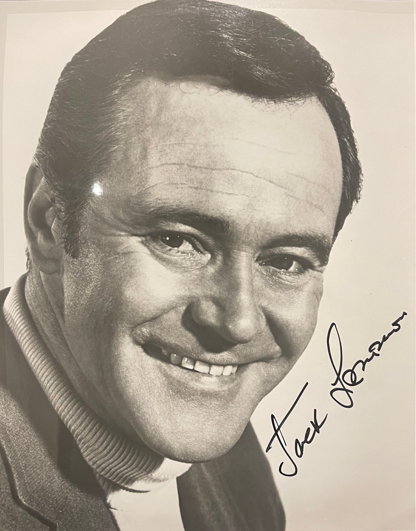 JACK LEMMON HAND SIGNED PUBLICITY PHOTO (10' INCH X 8' INCH) FRAMED WITH COA