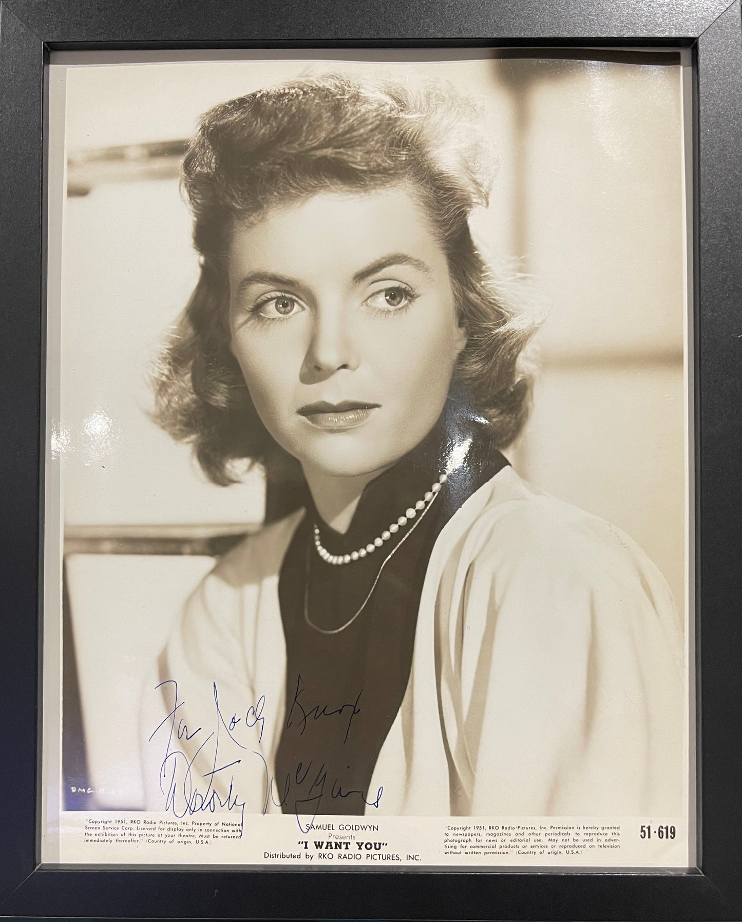 DOROTHY MCGUIRE HAND SIGNED FRAMED PHOTO WITH COA