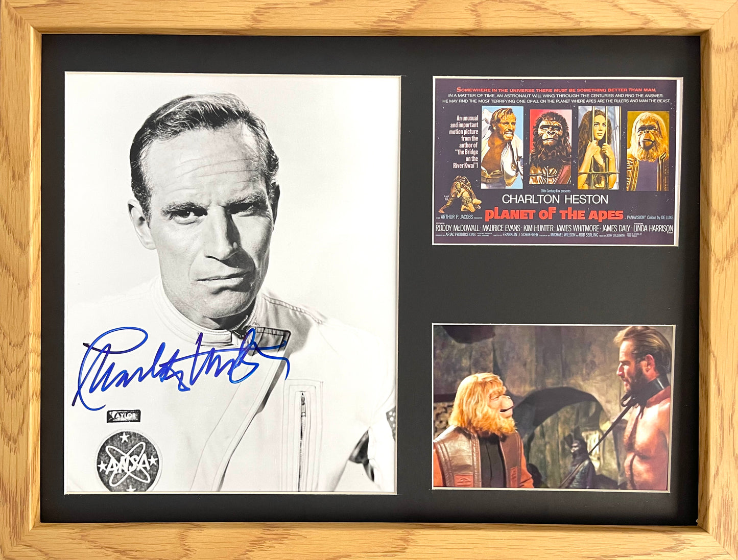 CHARLTON HESTON FAMOUS ACTOR HAND SIGNED 'PLANET OF THE APES' PHOTO WITH COA