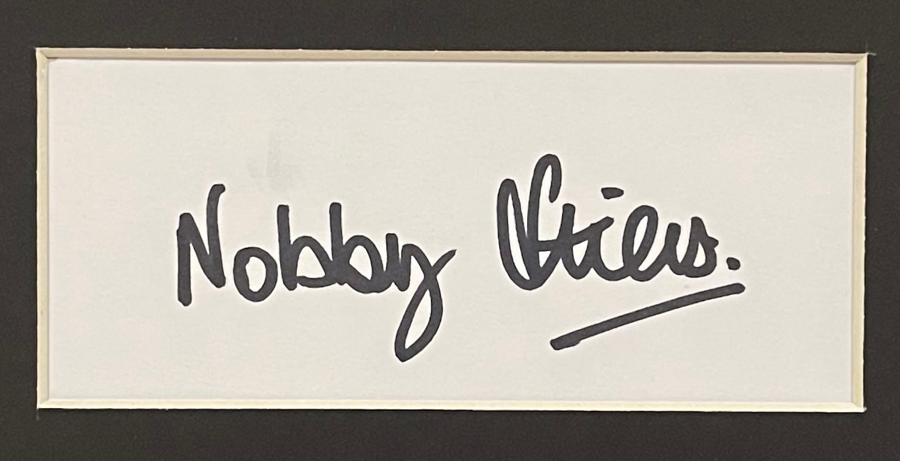 NOBBY STILES HAND SIGNED ENGLAND PRESENTATION WITH AFTAL COA