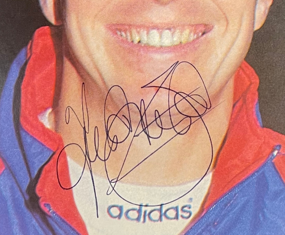 TREVOR STEVEN FORMER RANGERS FOOTBALL PLAYER HAND SIGNED PHOTO WITH COA