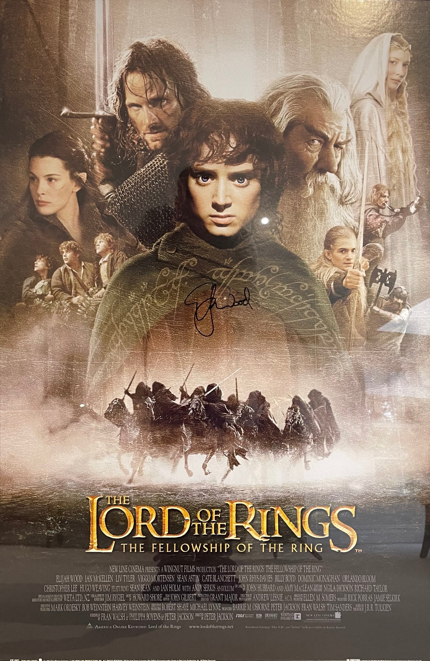 ELIJAH WOOD 'FRODO' HAND SIGNED 'LORD OF THE RINGS' POSTER WITH COA