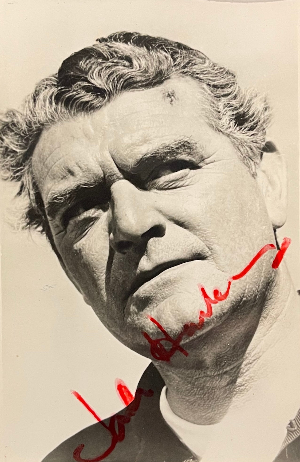 JACK HAWKINS HAND SIGNED PHOTO WITH COA