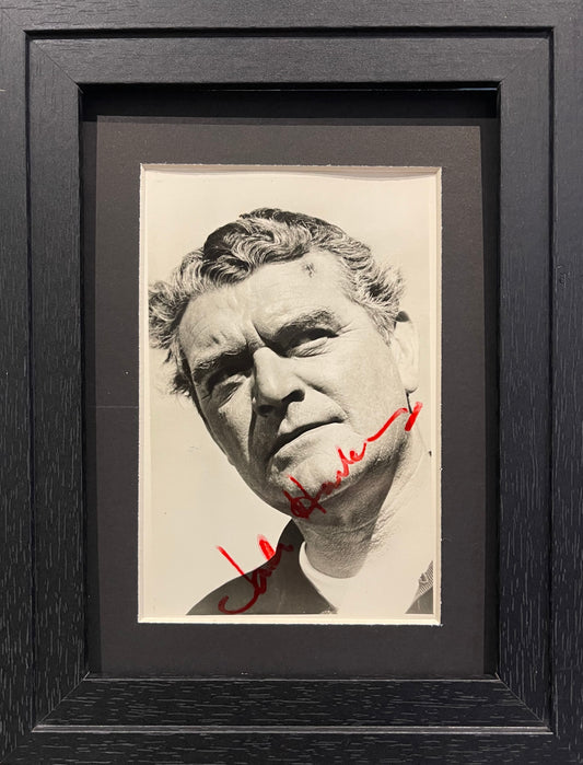 JACK HAWKINS HAND SIGNED PHOTO WITH COA