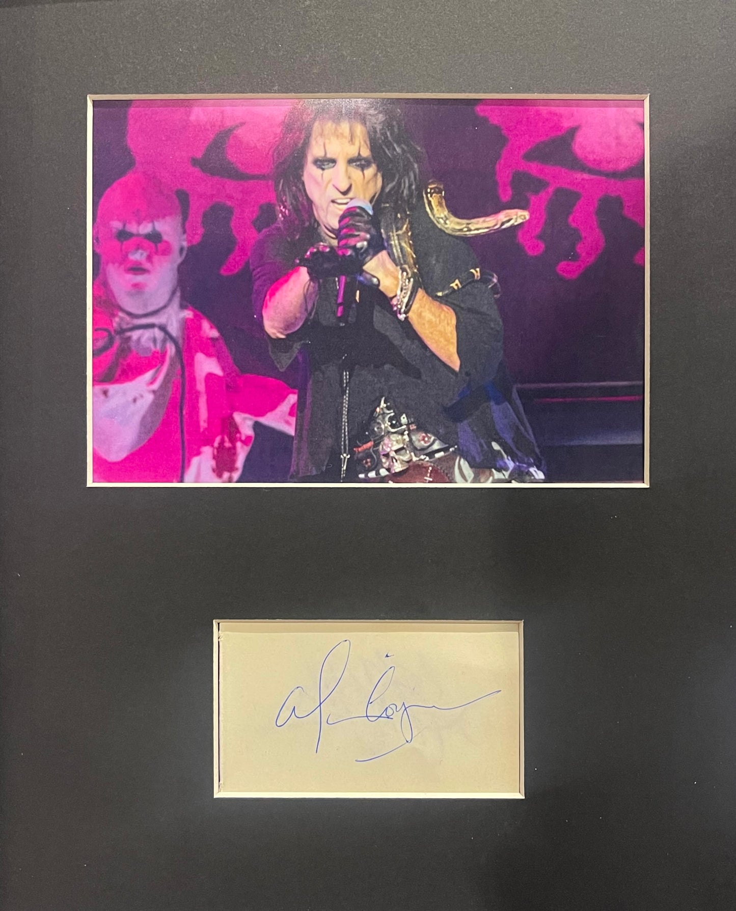 ALICE COOPER HAND SIGNED MOUNTED FRAMED CARD PRESENTATION WITH AFTAL COA