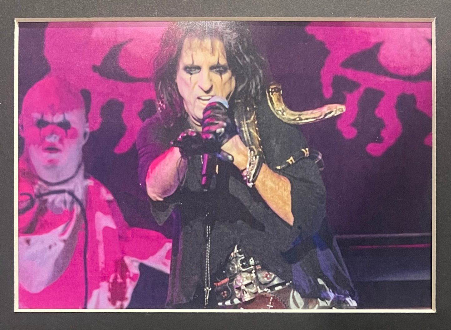 ALICE COOPER HAND SIGNED MOUNTED FRAMED CARD PRESENTATION WITH AFTAL COA