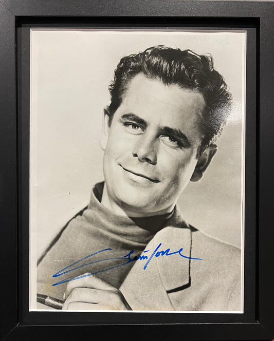 GLENN FORD HAND SIGNED PUBLICITY PHOTO (10' INCH X 8' INCH) FRAMED WITH AFTAL COA