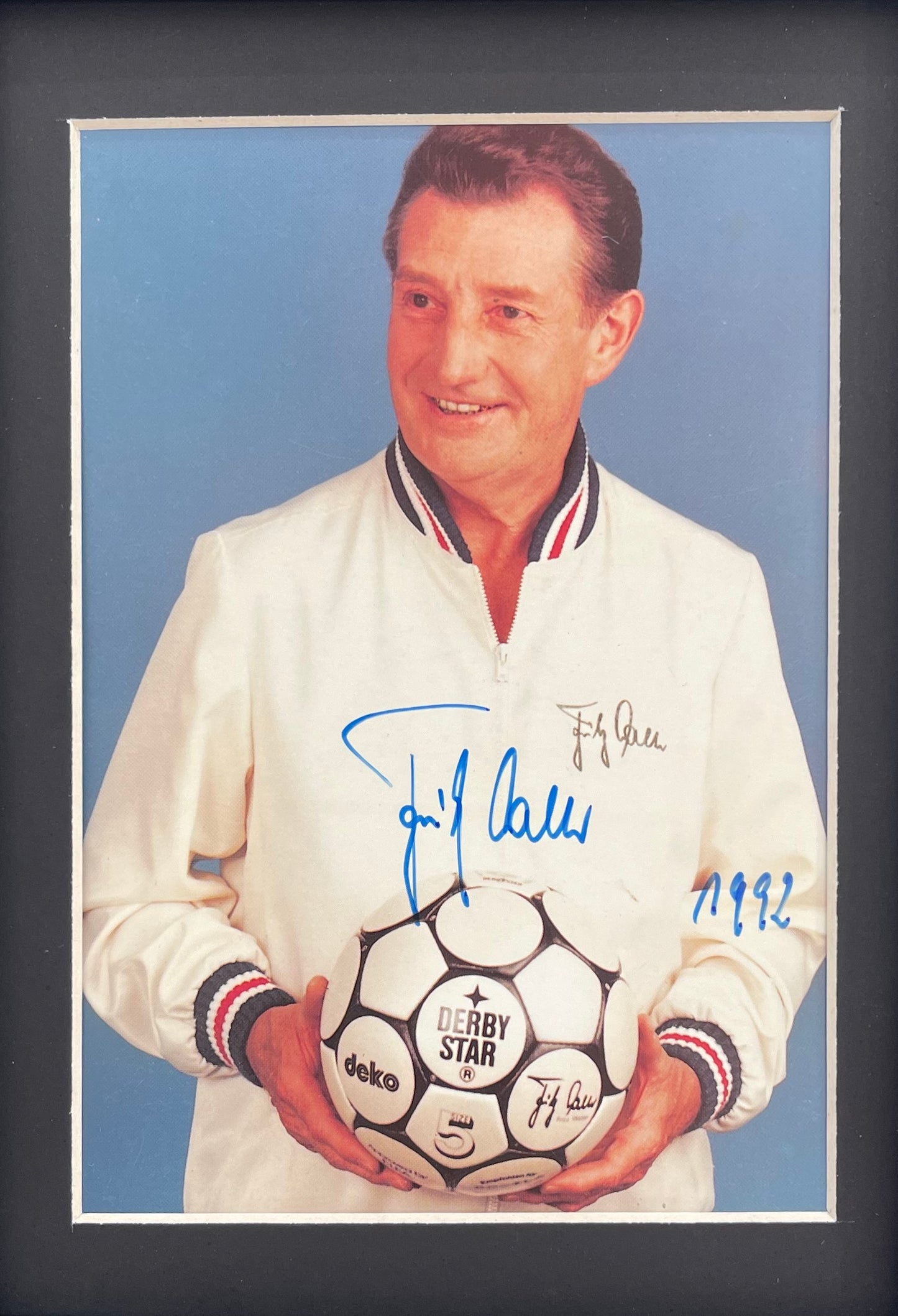 FRITZ WALTER GERMAN, FC KAISERSLAUTERN LEGEND, HAND SIGNED PHOTO WITH COA