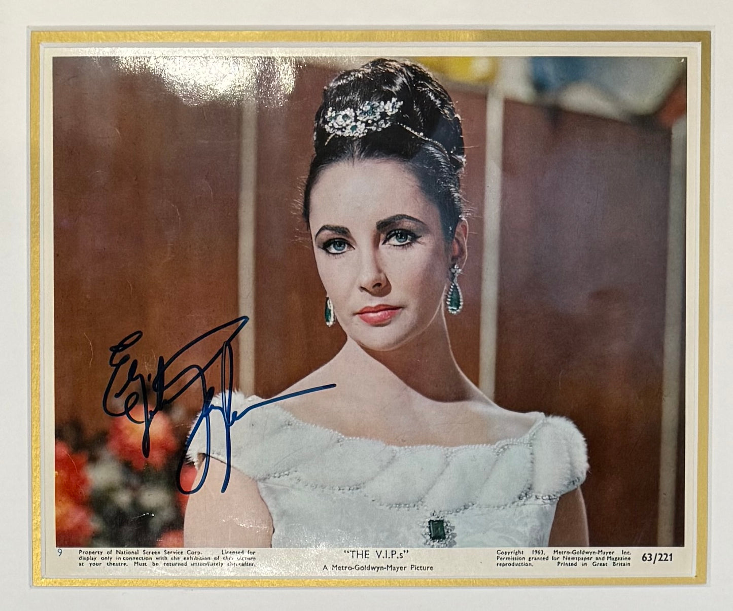 Elizabeth Taylor Genuine Hand Signed 70 x 50cm Mounted Photo Presentation & COA