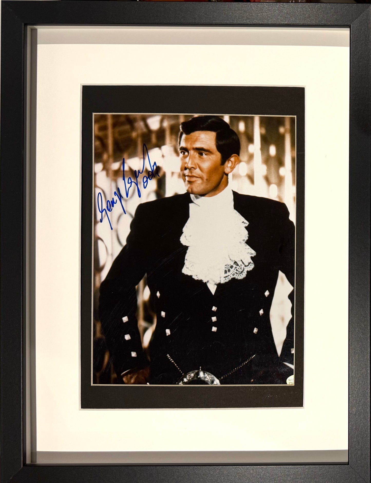 George Lazenby, Former James Bond 007, Hand Signed Photo & AFTAL COA