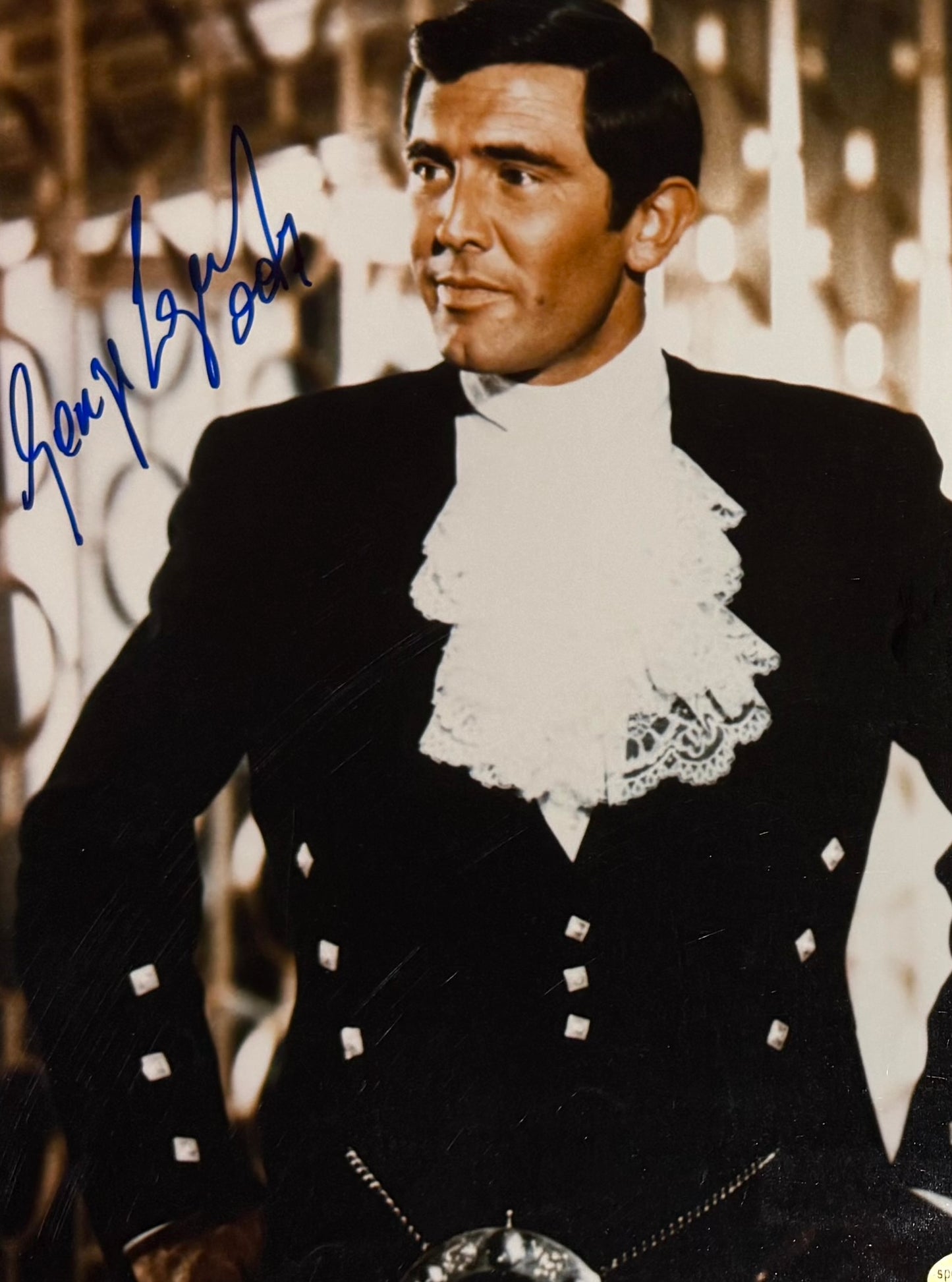 George Lazenby, Former James Bond 007, Hand Signed Photo & AFTAL COA