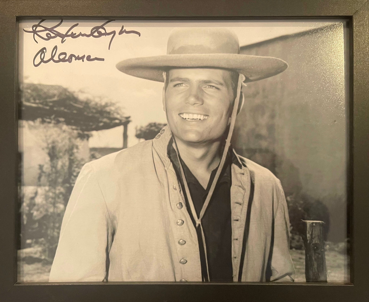 PATRICK WAYNE HAND SIGNED 'THE ALAMO' PHOTO WITH COA