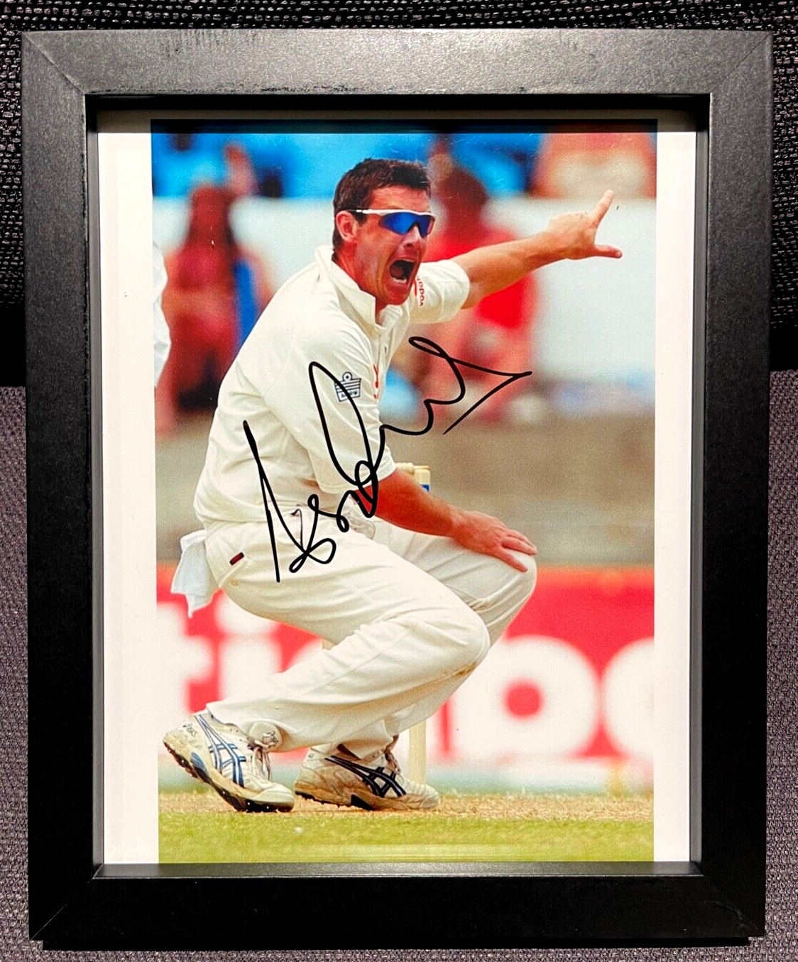 ASHLEY GILES HAND SIGNED ENGLAND CRICKET PHOTO WITH AFTAL COA