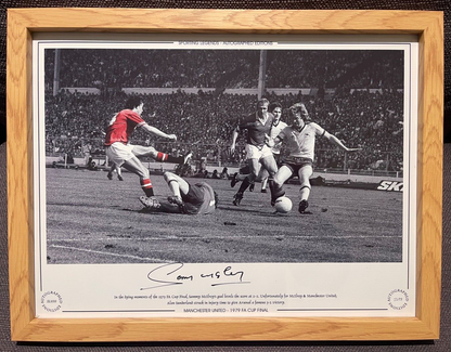 SAMMY MCILROY MANCHESTER UNITED LEGEND HAND SIGNED PHOTO WITH COA