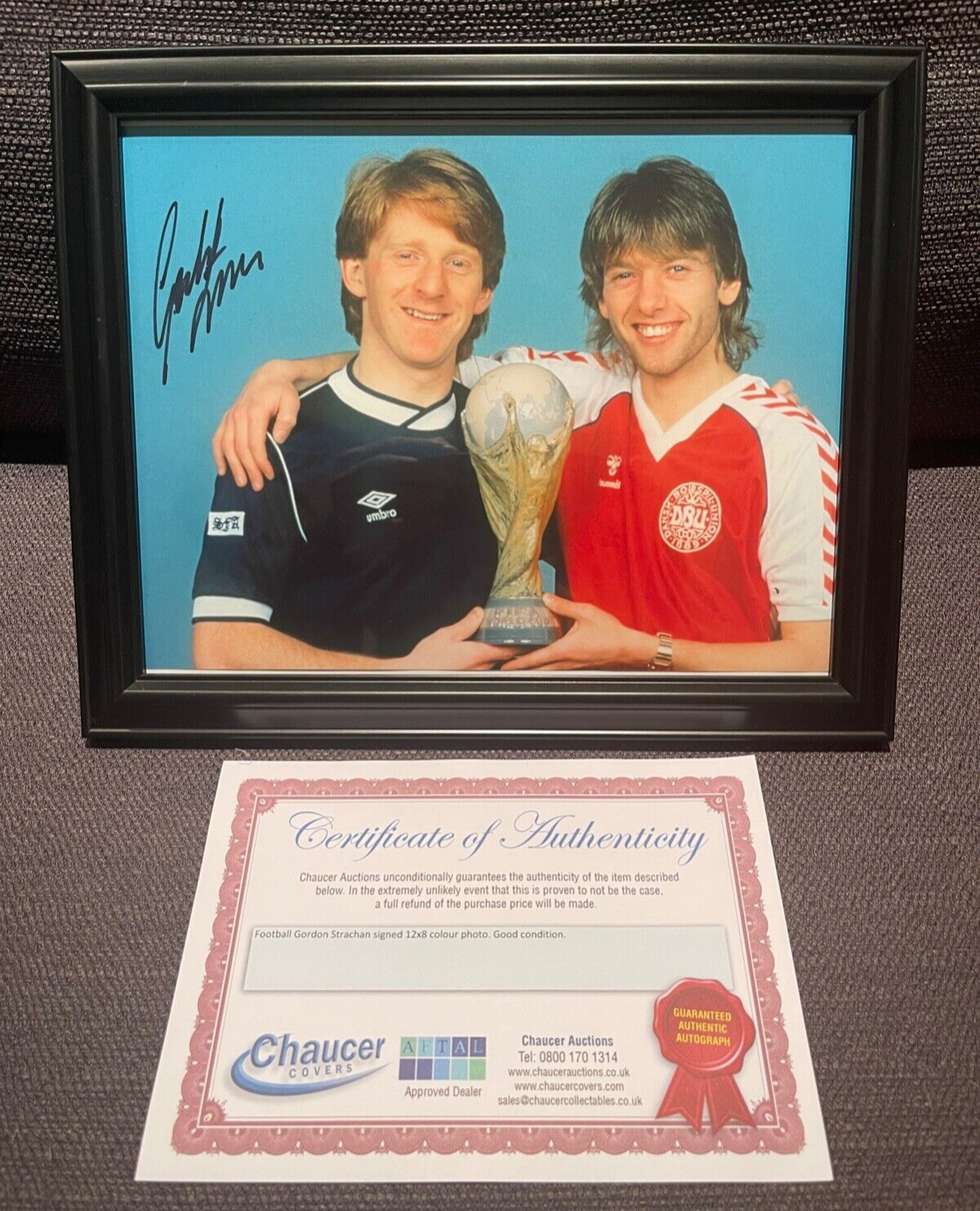 GORDON STRACHAN, SCOTLAND LEGEND, HAND SIGNED PHOTO WITH AFTAL COA