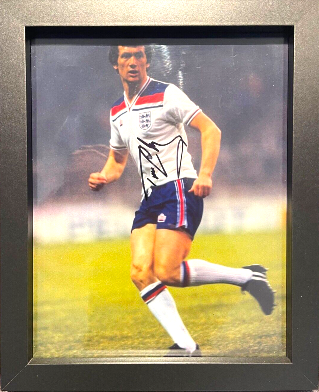 TREVOR CHERRY HAND SIGNED ENGLAND PHOTO WITH COA