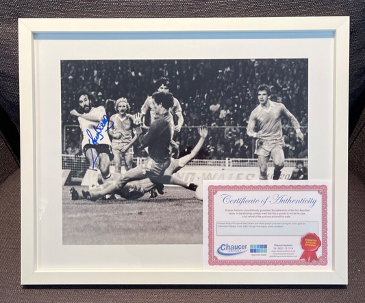 RICKY VILLA SPURS LEGEND HAND SIGNED FRAMED PHOTO WITH AFTAL COA