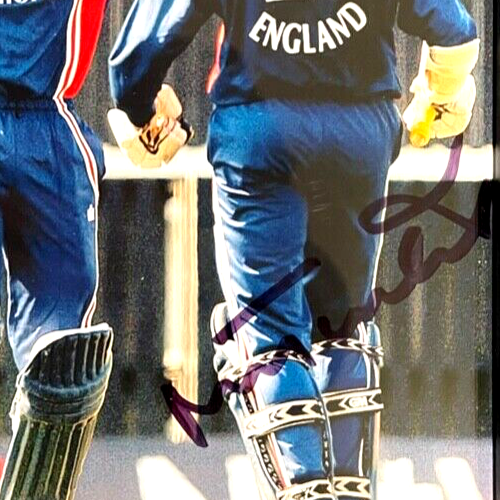 MARCUS TRECOTHICK HAND SIGNED ENGLAND CRICKET PHOTO WITH AFTAL COA