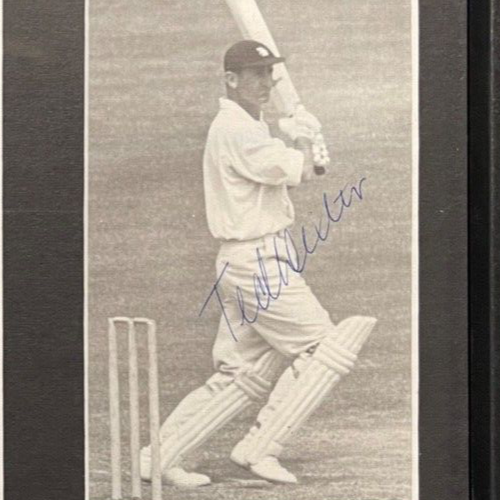 TED DEXTER FORMER ENGLAND CRICKET CAPTAIN HAND SIGNED PHOTO WITH COA